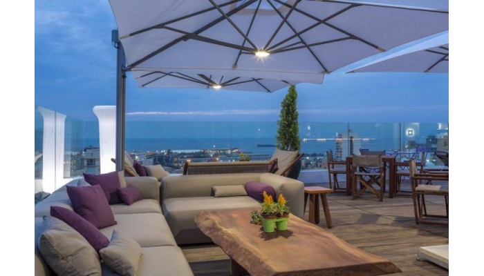 O Monot Luxury Boutique Hotel poza 0