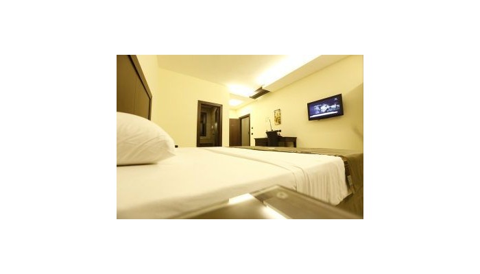 Reston Hotel Jounieh poza 4