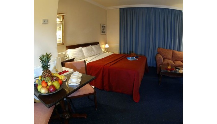 Takaya Suites Hotel poza 7