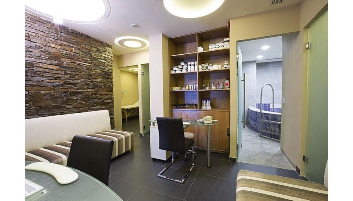 The J Hotel & Spa poza 9