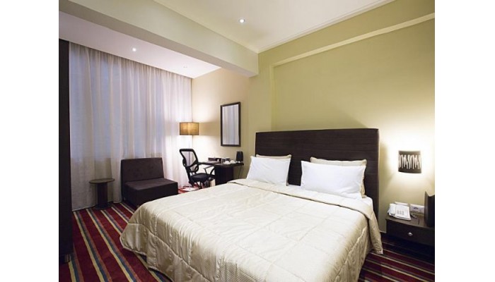 The J Hotel & Spa poza 2