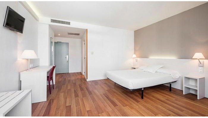 Hotel Ilunion Valencia 3 poza 1