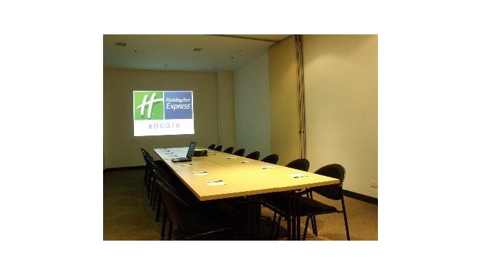 Hotel Holiday Inn Express poza 0