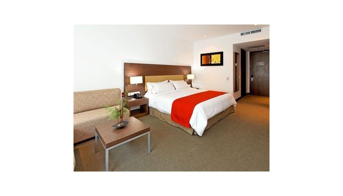 Hotel Holiday Inn Express poza 4