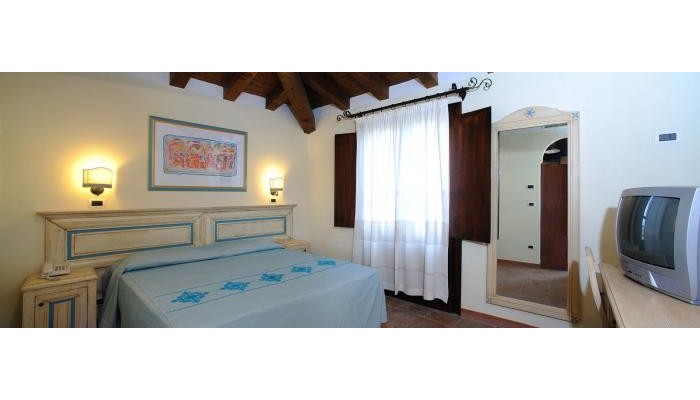 Hotel Villaggio Baia Dei Pini poza 5