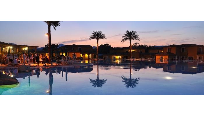 Hotel Villaggio Baia Dei Pini poza 1