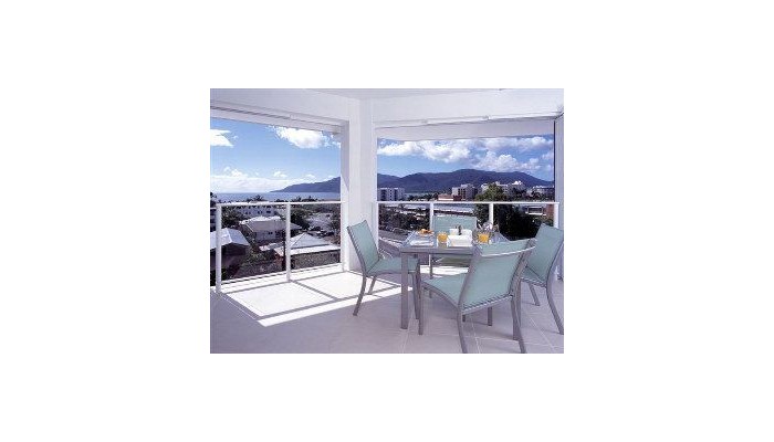 201 Lake Street Apartments poza 4