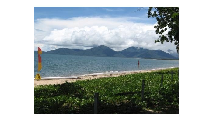 Australis Cairns Beach Resort poza 10