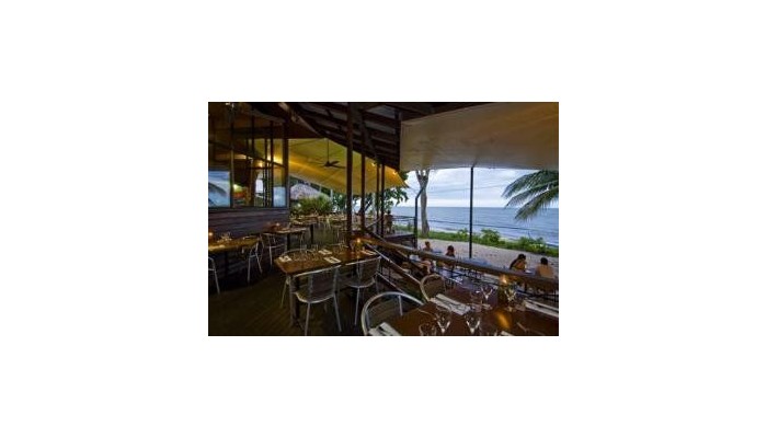 Australis Cairns Beach Resort poza 9