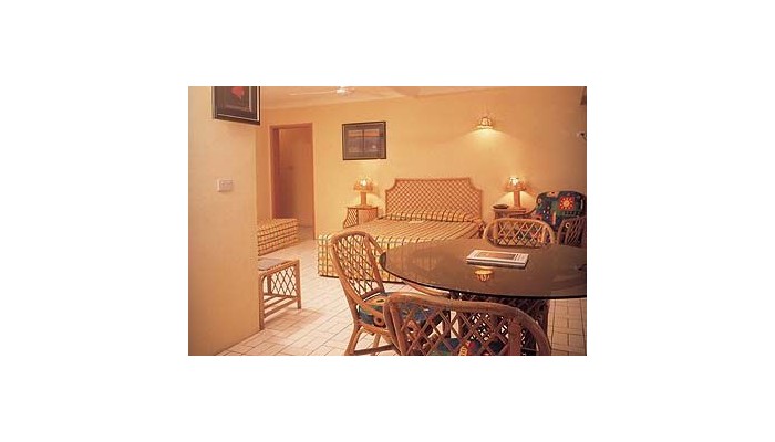 Bay Village Tropical Retreat poza 4