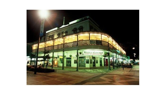 Hides Hotel Cairns poza 6