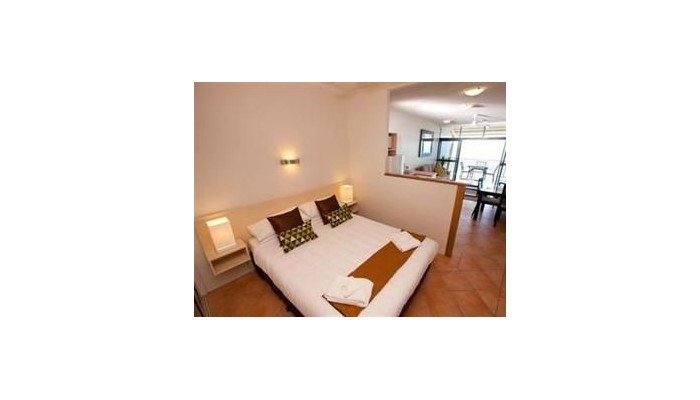 Hotel Amaroo At Trinity poza 11