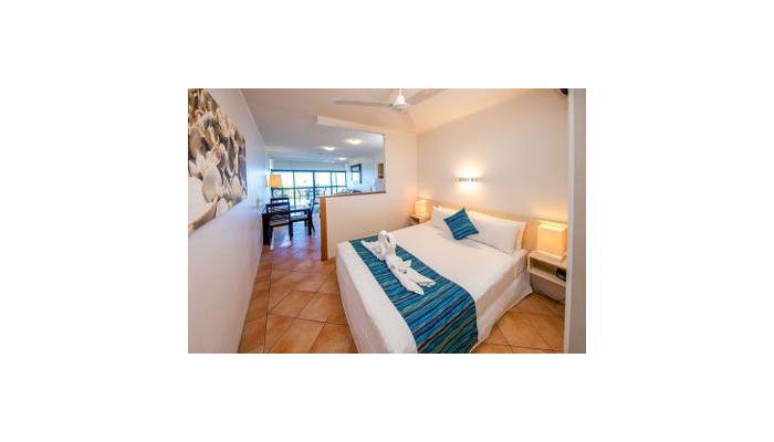 Hotel Amaroo At Trinity poza 4