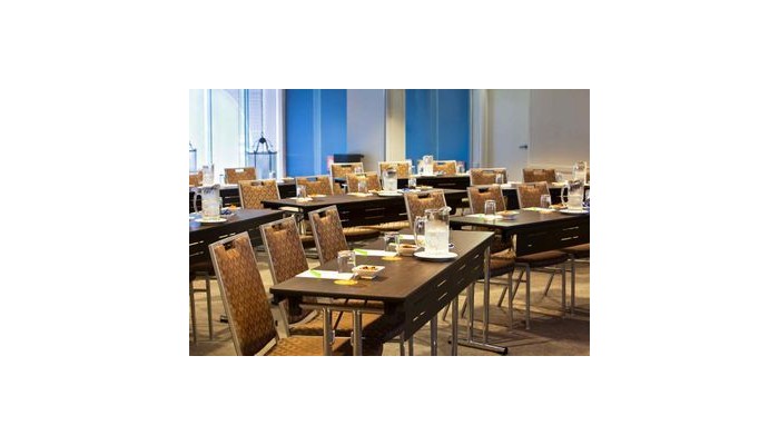 Hotel Holiday Inn Cairns Harbourside poza 11