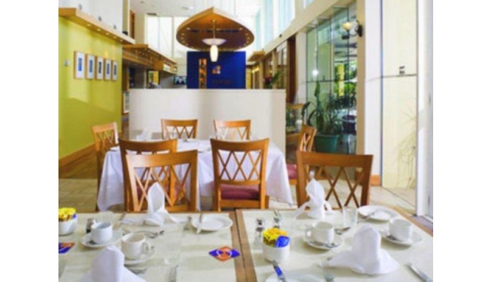 Hotel Mercure Cairns Harbourside poza 4