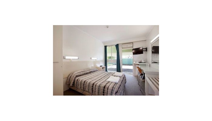 Hotel The Edge Hill Tavern poza 3