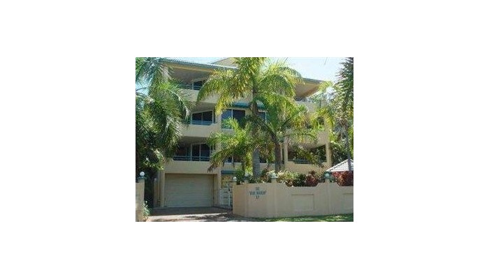 On The Beach Holiday Apartments poza 1