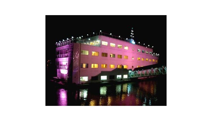 Hotel Floatel poza 2