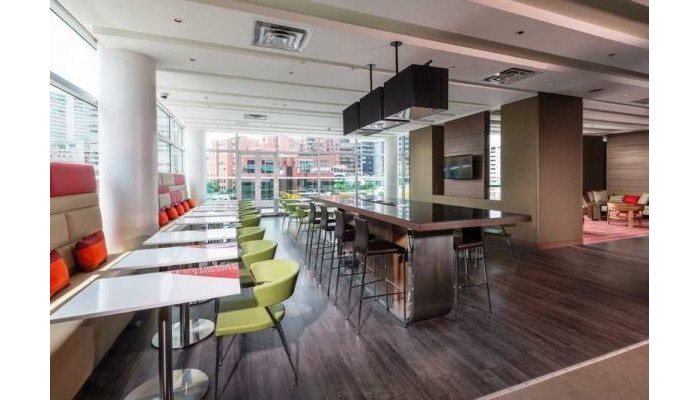 Hotel Hampton Inn Cali poza 1