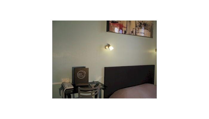 Hotel De L'univers poza 3