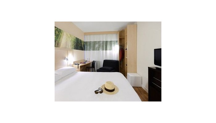 Hotel Ibis Deauville Villers Plage poza 2