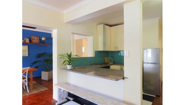 6 The Apartment poza 8