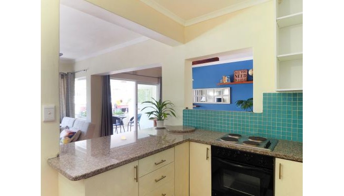 6 The Apartment poza 2