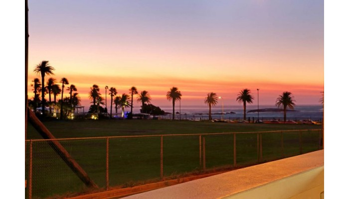 Camps Bay Beach Apartment poza 4