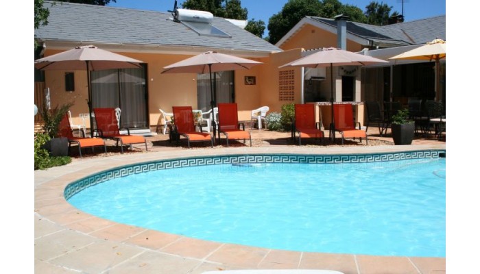 Hotel Quinns Holiday Home poza 2