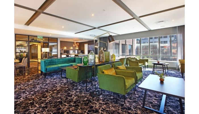 Hotel Triangle Luxury Suites By Totalstay poza 9