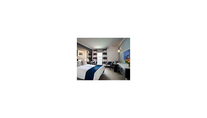 The Commodore Hotel poza 3