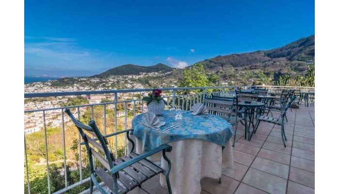 Paradise Hotel poza 3