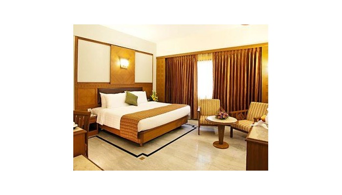 Hotel Jaya Pushpam poza 3