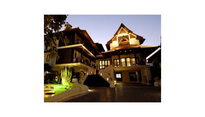 Hotel De Naga poza 2