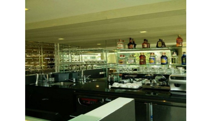 At Mind Premier Suites Hotel poza 4