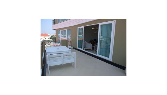 Hotel Lk Royal Wing poza 8