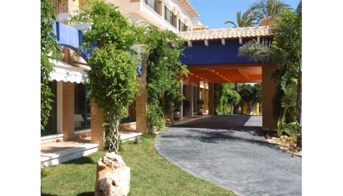 Hotel La Laguna Spa & Golf poza 1