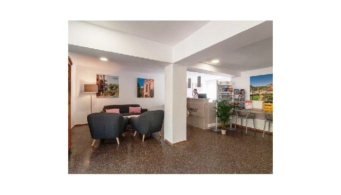 Hotel Pandamp;v Comarruga poza 5