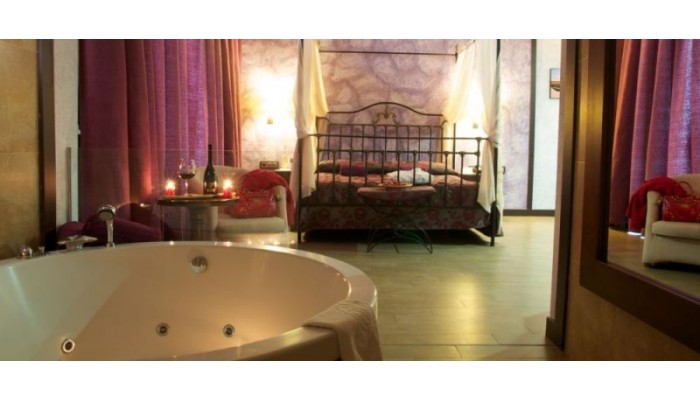 Hotel Complejo Enoturistico Finca La Estacada poza 5