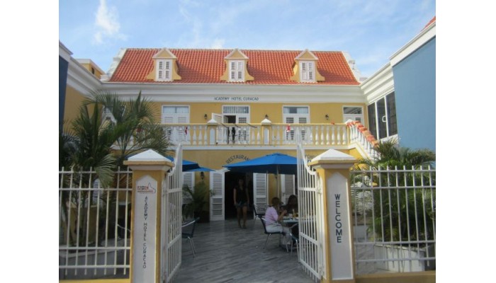 Academy Hotel Curacao poza 7
