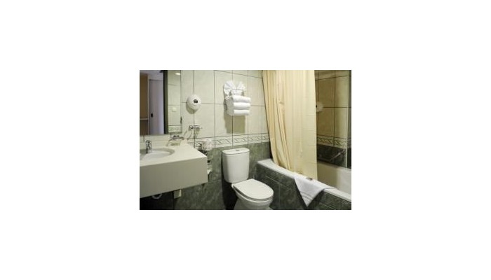 E M City Hotel poza 2