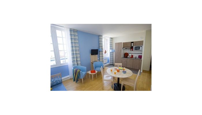 Hotel Residence Pierre & Vacances Le Castel Normand poza 1