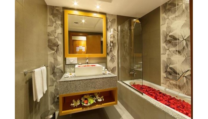 Hotel Lotus Grand poza 14