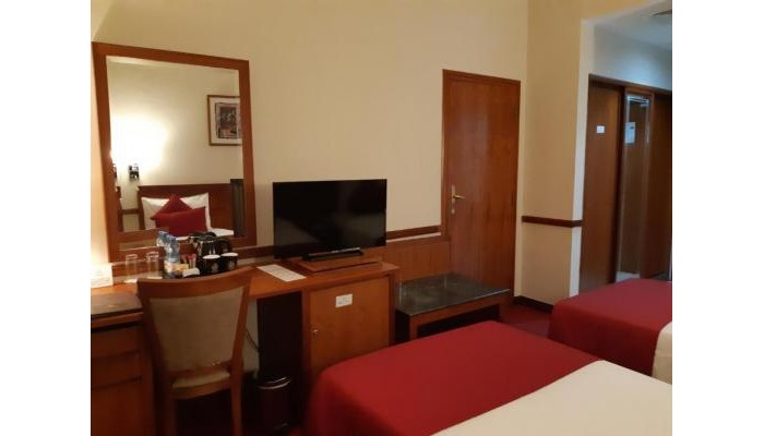 Hotel Lotus Grand poza 7