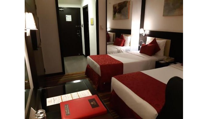 Hotel Lotus Grand poza 11