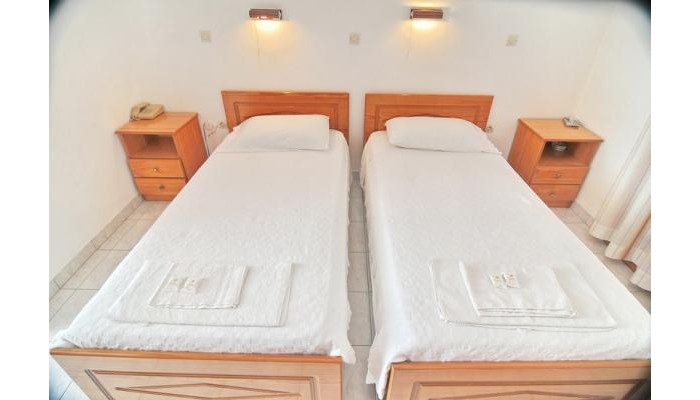 Balaskas Hotel poza 4