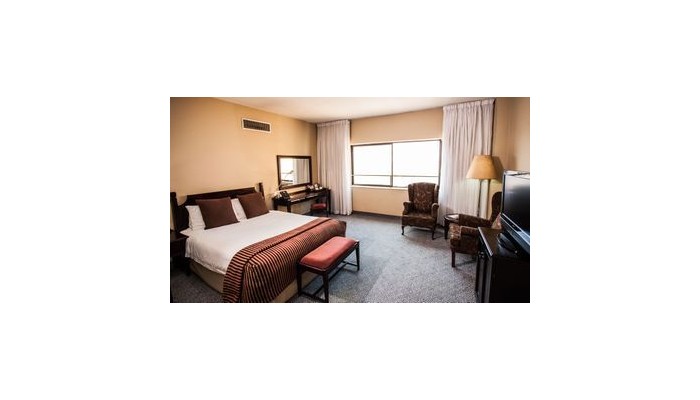 The Royal Hotel poza 6