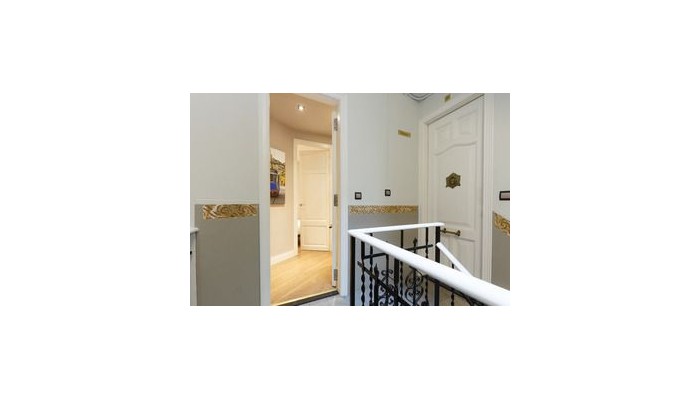 Ainb Eixample-miro Apartments poza 3