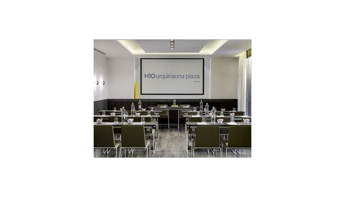 Hotel H10 Urquinaona Plaza poza 9