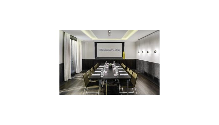 Hotel H10 Urquinaona Plaza poza 8